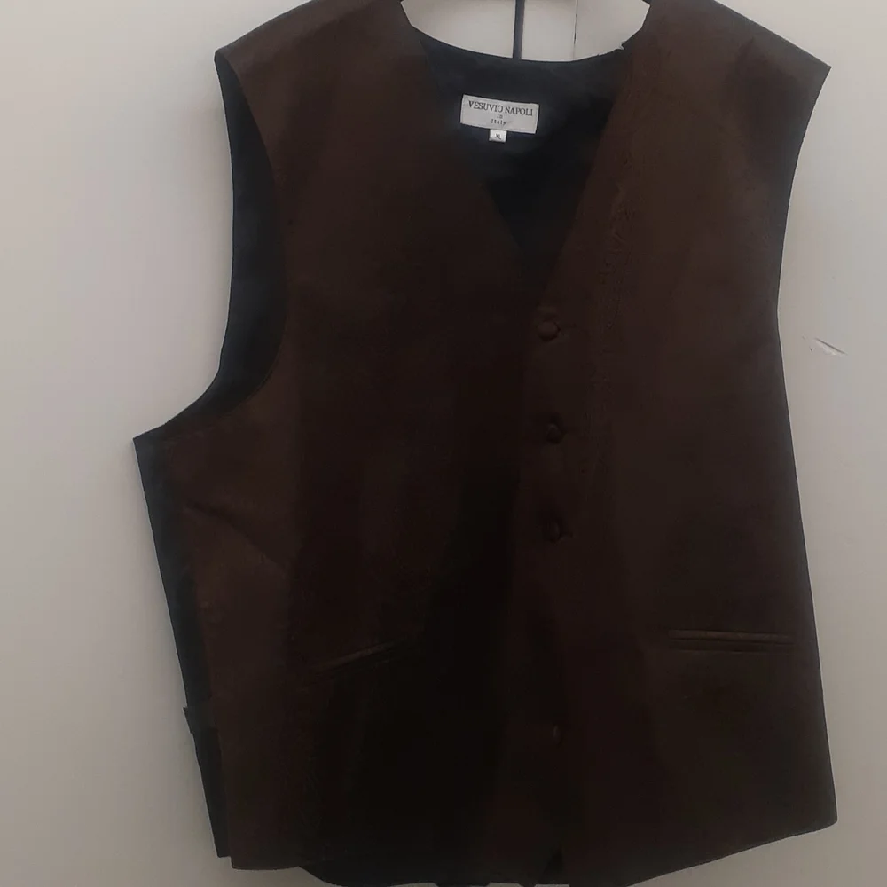 Vesuvio Napoli | Vest Brown Size: M Made i…